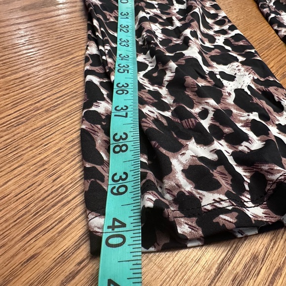 Hollowed Out with Black Lace Leopard Printed Leggings Size 2X - Picture 5 of 5